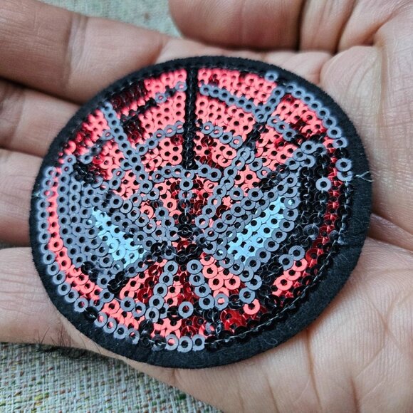 Lot of 4 Patches Red Sequins Sewing On Patches Red/Black Spider Web Round Patch - Picture 7 of 10